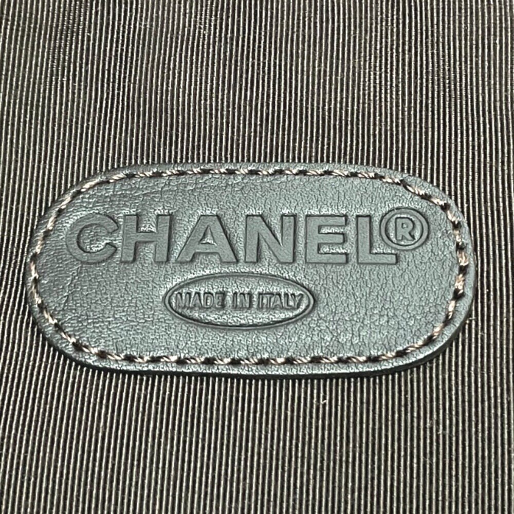 CHANEL Brown Lambskin Leather Shoulder Bag - Picture 9 of 13